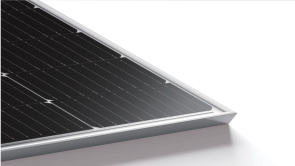 P-type Mono PERC Solar Panel Technology P-type Mono PERC solar panel with advanced monocrystalline silicon cell technology